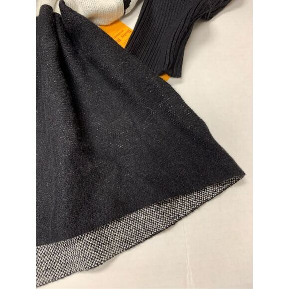 Ruby RD Colorblock Sweater - Picture 2 of 7